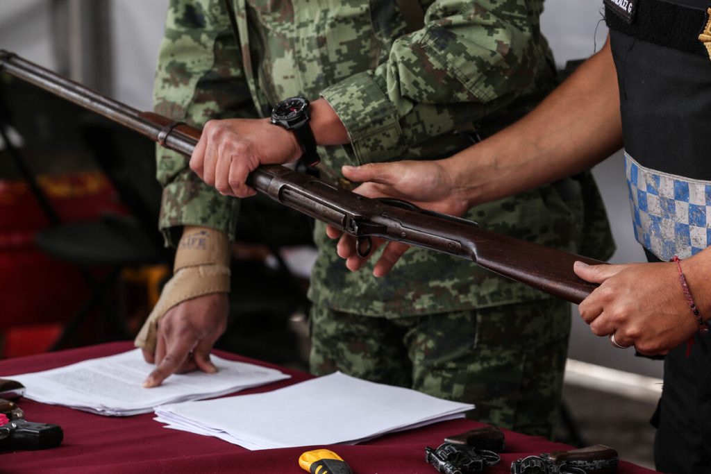 Armas canjeadas: 2,135 Armas entregadas por efectivo, Informa Segob