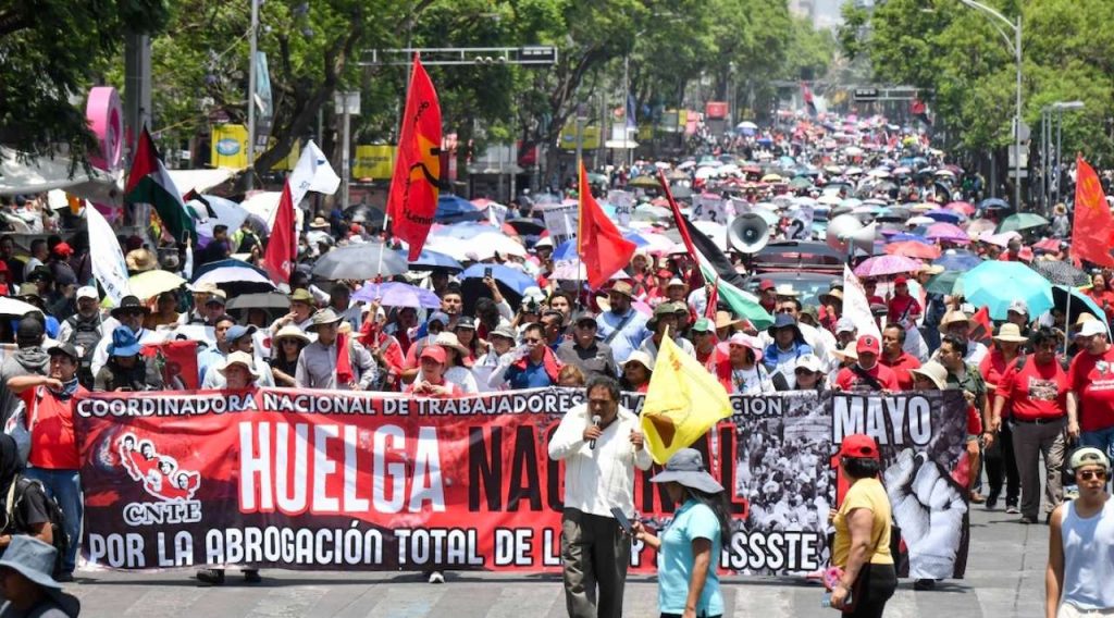 CNTE acuerda reintegro de pagos a maestros en CDMX