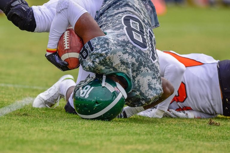 Conmociones cerebrales en la NFL: El riesgo silencioso que persigue a los atletas