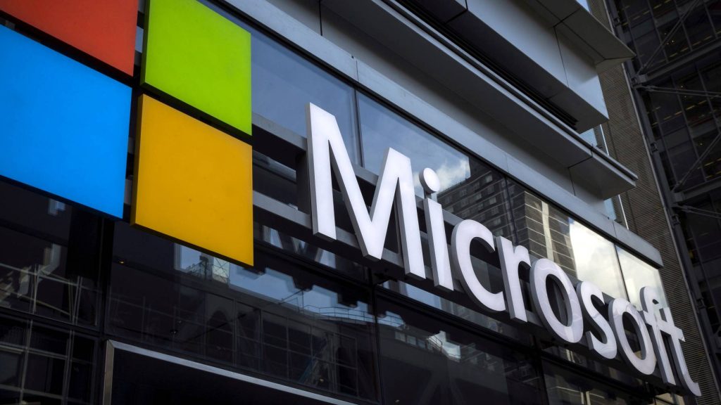 Despidos Masivos en Microsoft: El Mayor Ajuste en Años