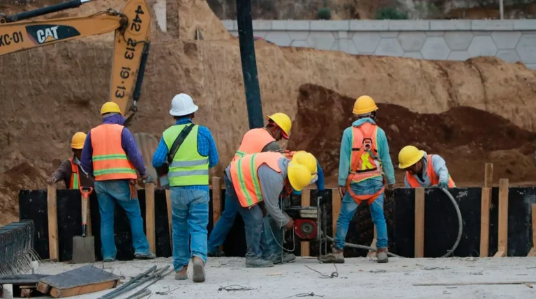 Desplome del sector de la construcción en México: Inegi revela caída a niveles de 2022