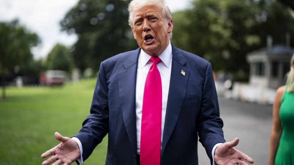 Economía Trump no cede con Japón; muestra apertura con India