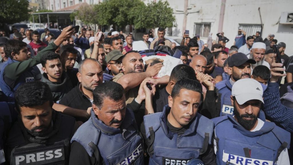 Francia insta a Israel: acceso libre para prensa y protección de periodistas en Gaza