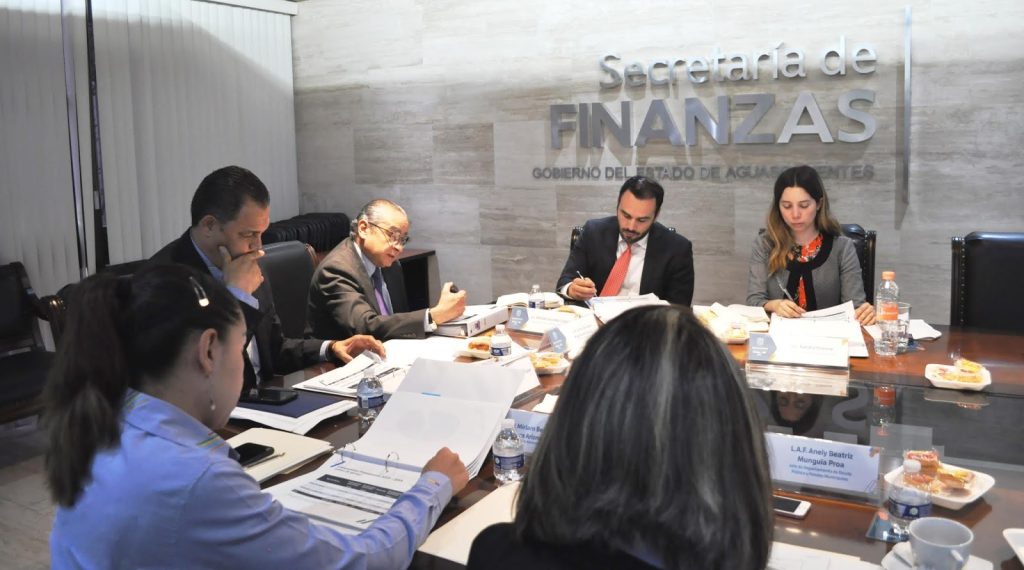 Gobiernos locales calificación Fitch: El riesgo de incumplimiento restringido