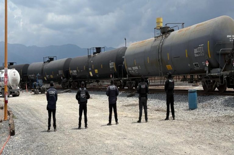 Huachicol: el eslabón oculto de las redes que desangran a México