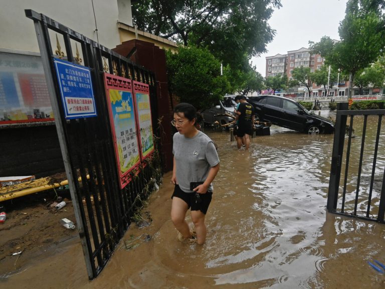Inundaciones en Beijing: balance de víctimas y la respuesta de las autoridades chinas