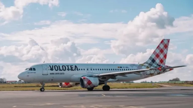 Italia: Tragedia en Bérgamo - Hombre muere succionado por motor de avión