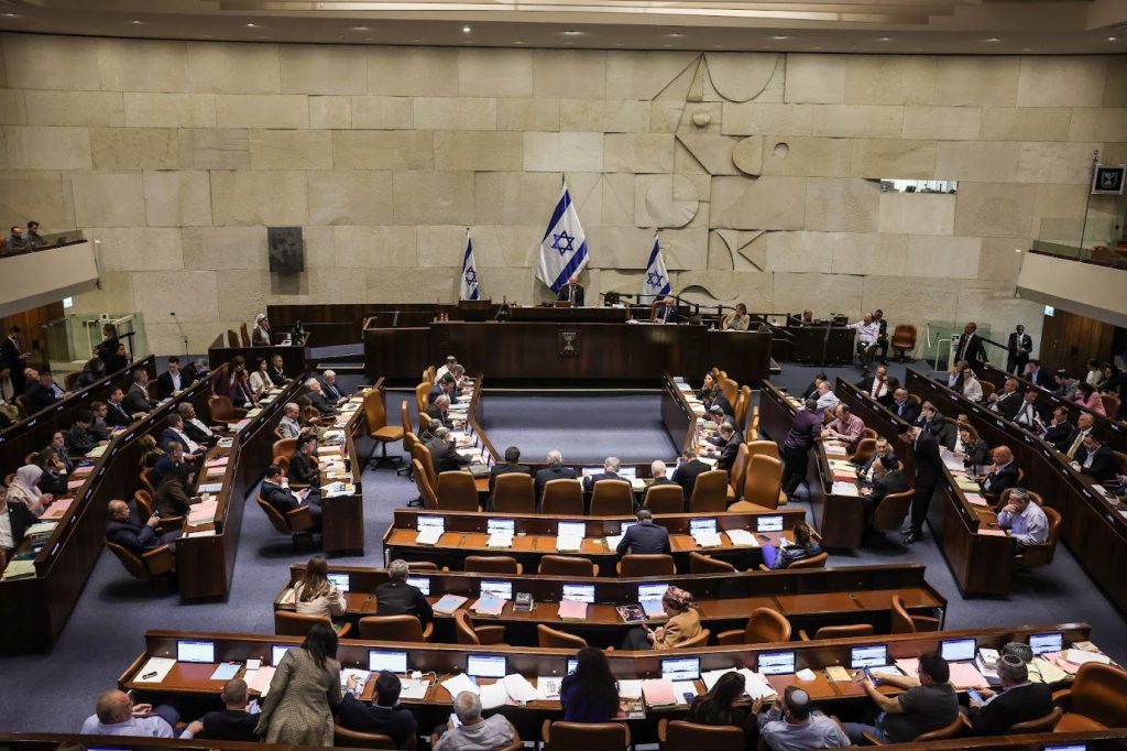 Knesset aprueba moción no vinculante sobre anexión de Cisjordania