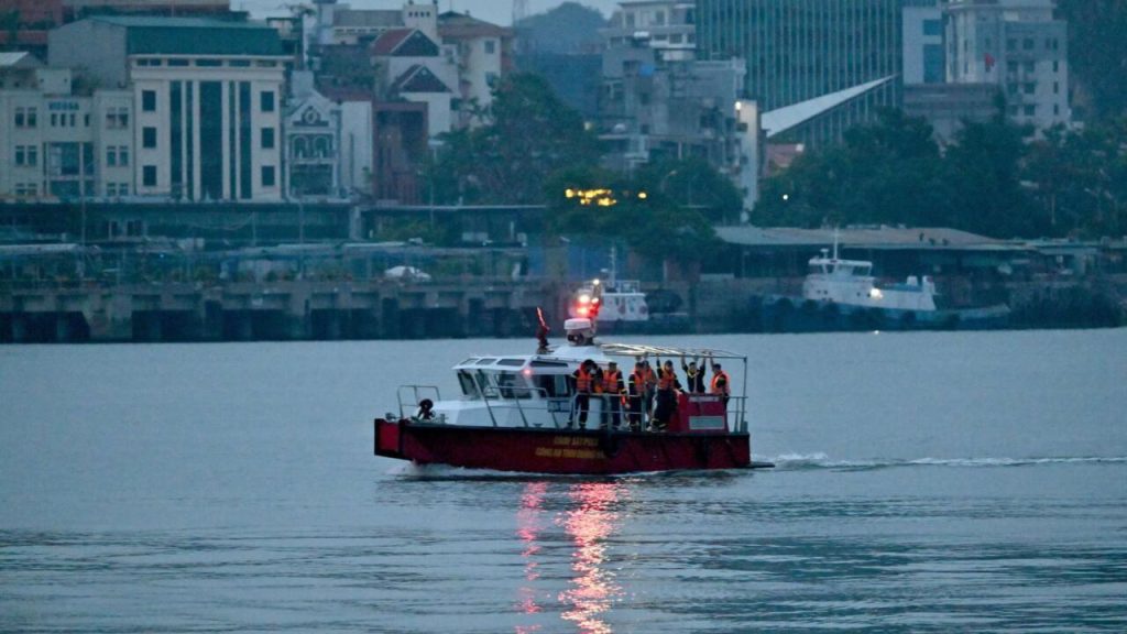 Naufragio en Vietnam: intensa búsqueda de sobrevivientes tras desastre en Ha Long