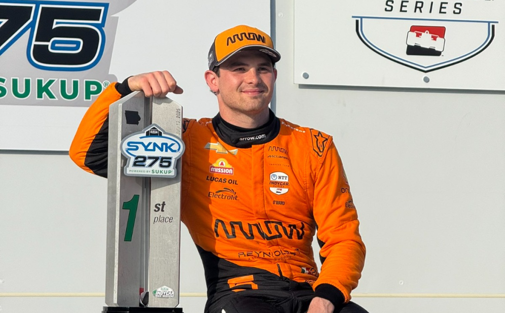 Patricio O’Ward celebra 100 carreras en IndyCar con victoria en Iowa