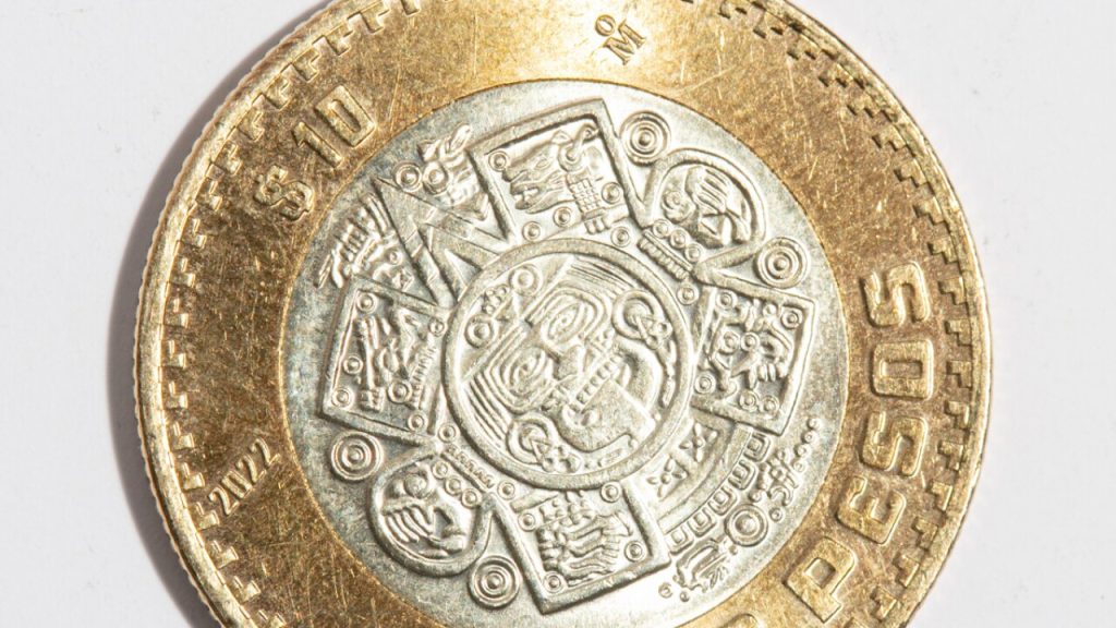 Peso mexicano aranceles: Divisa cede tras veredicto de Trump