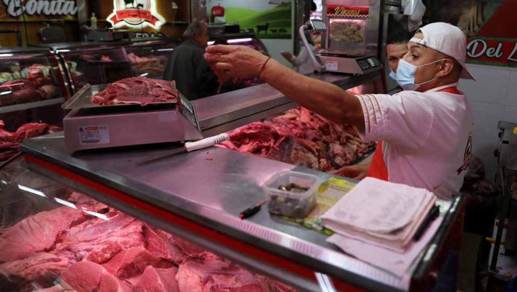 Precios Mundiales de Alimentos Aumentan en Junio, Impulsados por Carne y Aceites