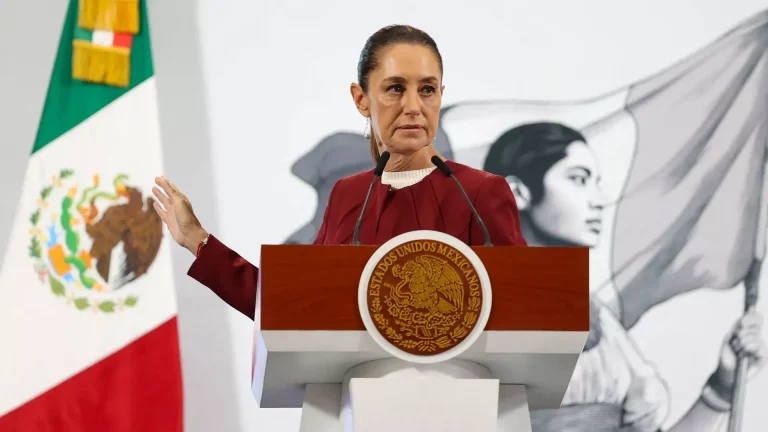 Presidenta Sheinbaum condena asesinato de maestra en Veracruz y promete impunidad cero