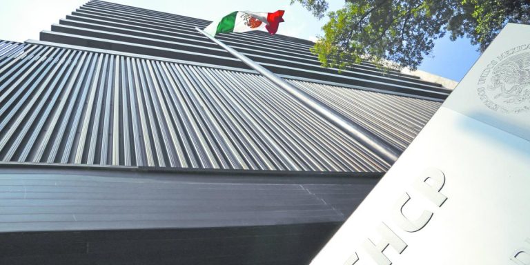 Refinanciamiento clave de Hacienda: casi 100 mil millones fortalecen deuda pública