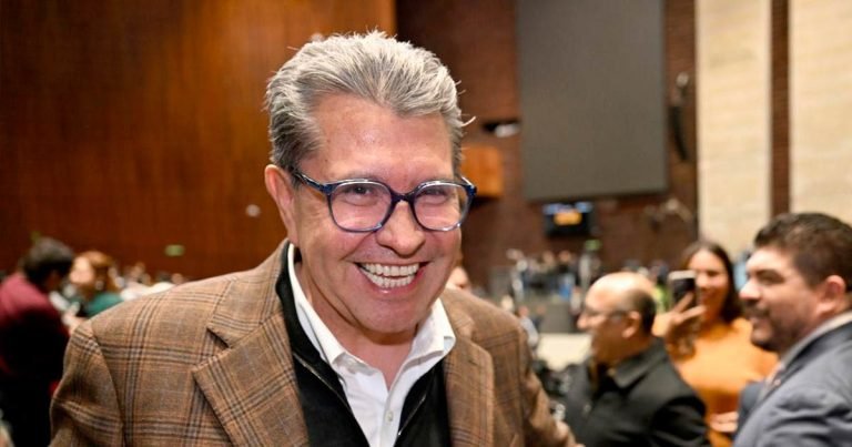 Ricardo Monreal en Madrid: Justificación de su viaje de aniversario bajo escrutinio