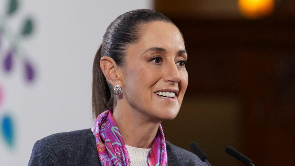 Sheinbaum reitera estrategia antiextorsión pese a bloqueos en Edomex
