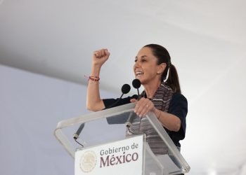 | LA ÚLTIMA PALABRA | ¿A quién conviene una Presidenta débil?