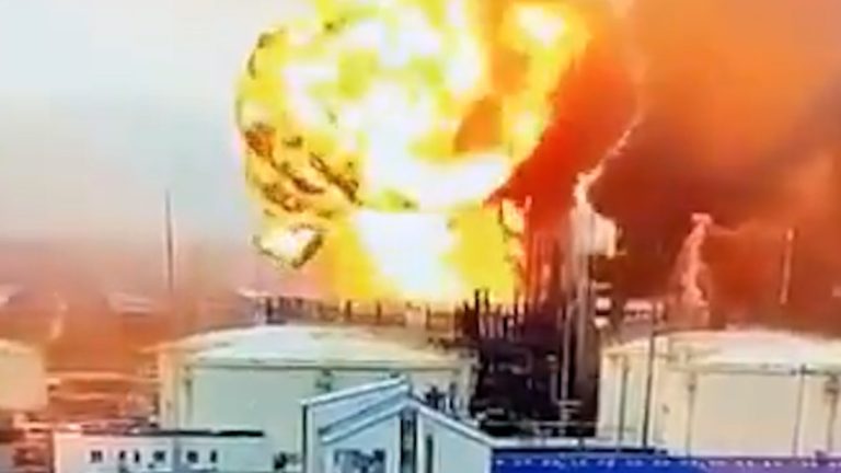 Ataque con drones a planta nuclear rusa agudiza la tensión en el aniversario de Ucrania