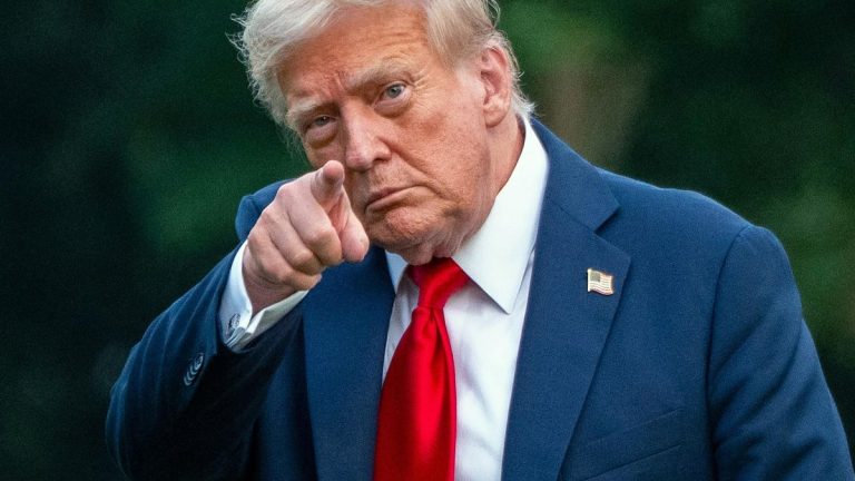 Corte de apelaciones declara inconstitucionales aranceles de Trump; la batalla continúa