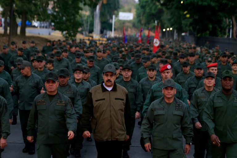El mito de los 4.5 millones: Análisis crítico de la fuerza militar venezolana