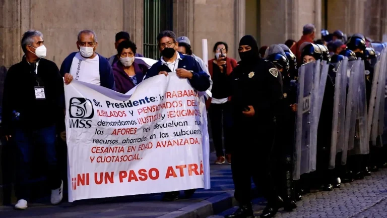 Exigen restituir régimen de jubilación IMSS: El clamor por pensiones dignas