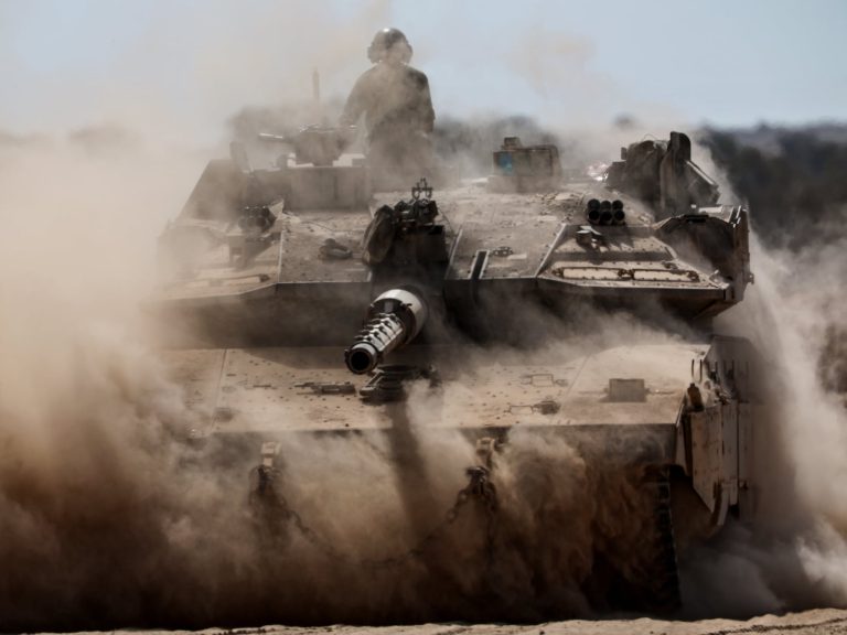 Israel prepara ofensiva total en Gaza en medio de negociaciones cruciales