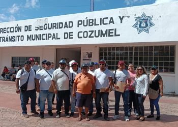 Niega Imoveqroo licencias a grupo de mototaxistas en Cozumel