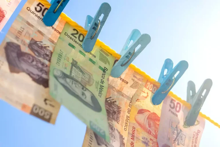La banca mexicana declara "resuelto" el problema de lavado de dinero