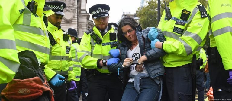 Londres: detenciones masivas en protesta por Acción Palestina bajo la Ley de Terrorismo