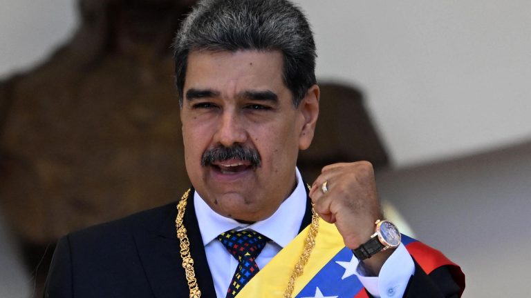 Maduro denuncia "plan de agresión" de EE. UU. tras escalada por recompensa