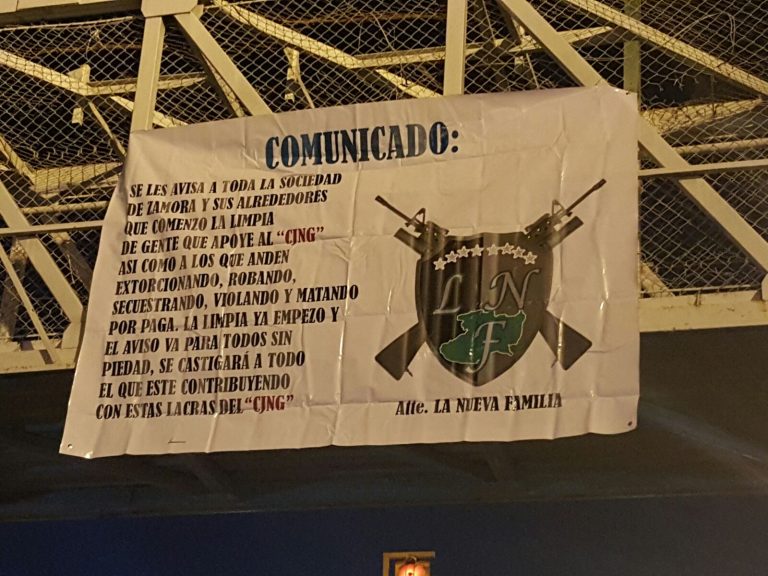 Narcomantas en Michoacán: La estrategia del miedo busca desestabilizar la región