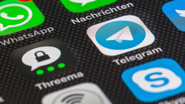 Rusia: El nuevo control sobre whatsapp y telegram y sus implicaciones