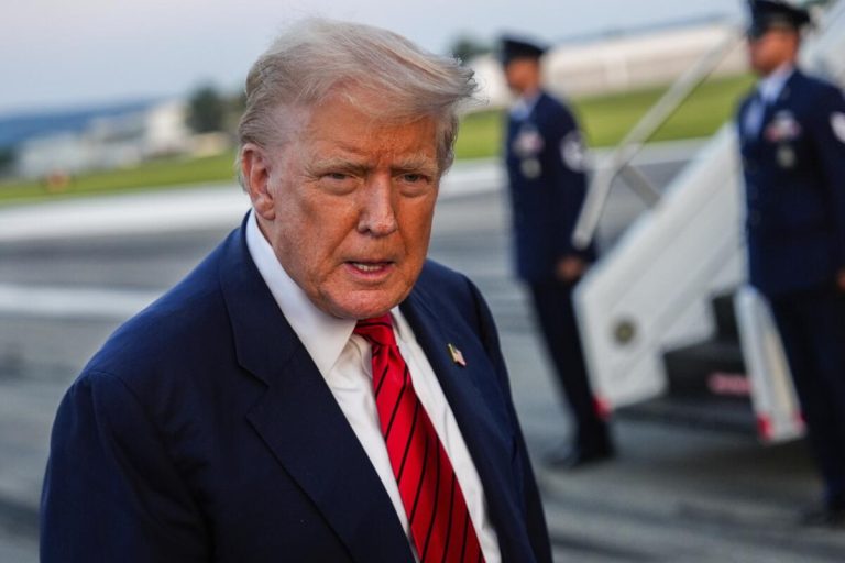 Trump escala guerra contra cárteles latinoamericanos; México rechaza invasión