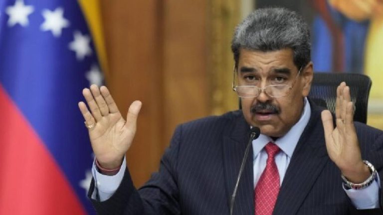 Venezuela responde a Estados Unidos con despliegue de 4.5 millones de milicianos
