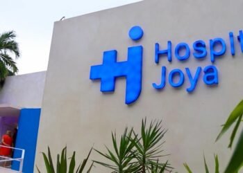 PUERTO AVENTURAS: Inauguran Clínica Hospital Joya