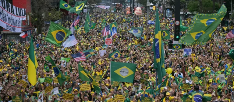 Brasil: Protestas masivas y rechazo oficial contra amnistía a Bolsonaro y blindaje legislativo