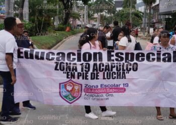 Crisis en el CAED Acapulco: La lucha por la educación especial ante el riesgo de cierre