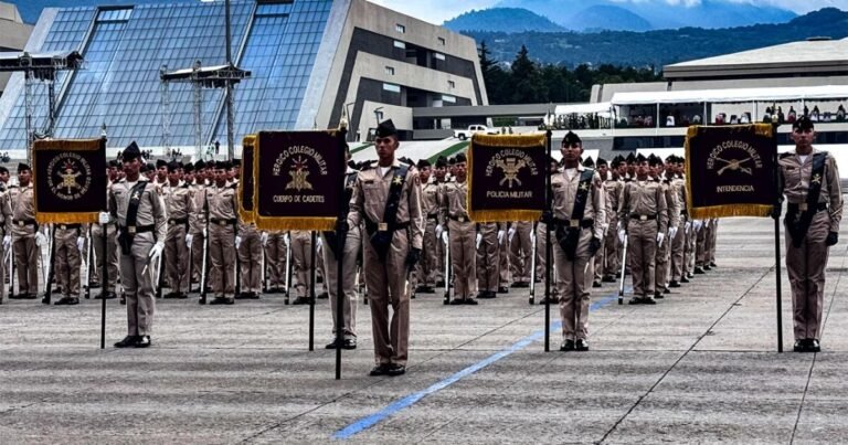 Desfile histórico 2025: Mujer al frente y el renacer aeronáutico de México