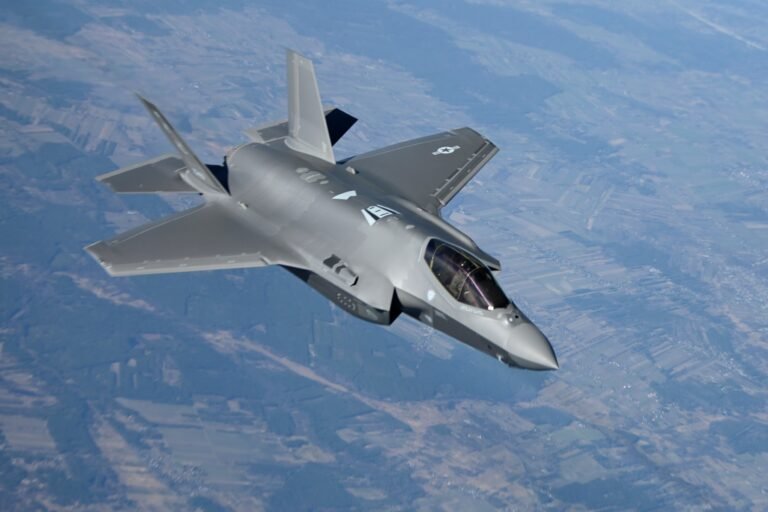 El estratégico despliegue de cazas F-35 en Puerto Rico intensifica la tensión regional