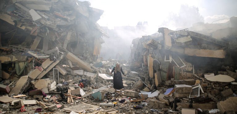 Genocidio en Gaza: La cifra de palestinos muertos escala a más de 65 mil en medio de una crisis humanitaria