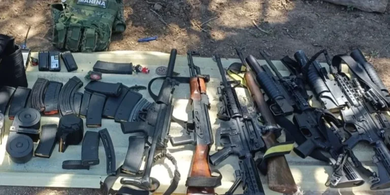 Golpe estratégico al crimen organizado: millonario decomiso de armas y droga en Sonora