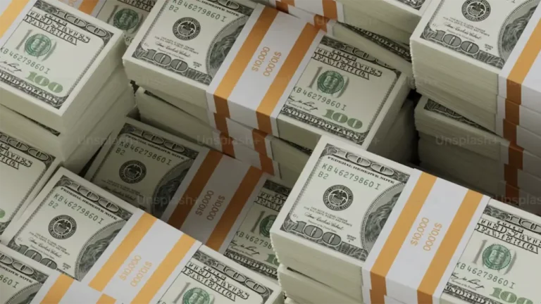 Inflación en Estados Unidos repunta, pero la Fed se encamina a un recorte de tasas