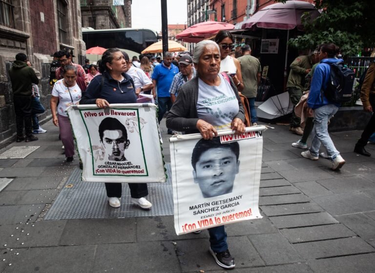 México presiona a Estados Unidos por extradición en el sensible caso Ayotzinapa