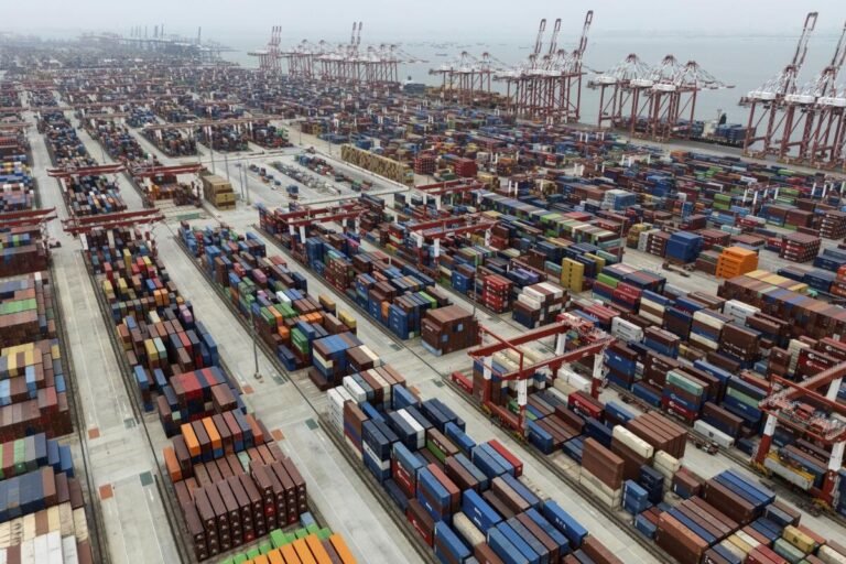 México rompe estrategia comercial de 30 años con aranceles a China