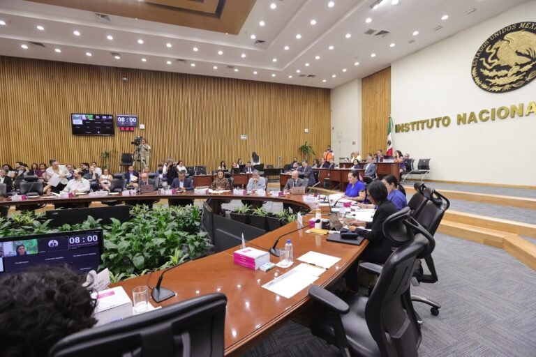 Morena solicita a Gutiérrez Luna retirar demanda contra consejeros del INE