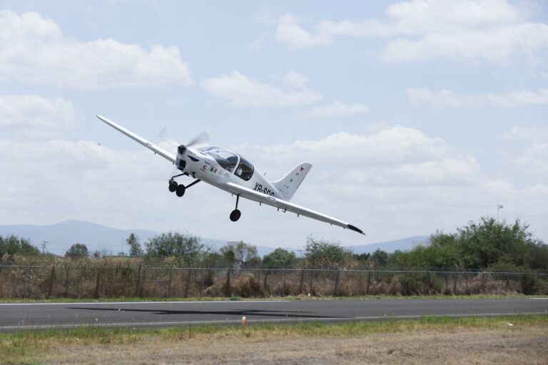 Renacimiento aeronáutico mexicano: El halcón 2 levanta vuelo y traza un futuro industrial