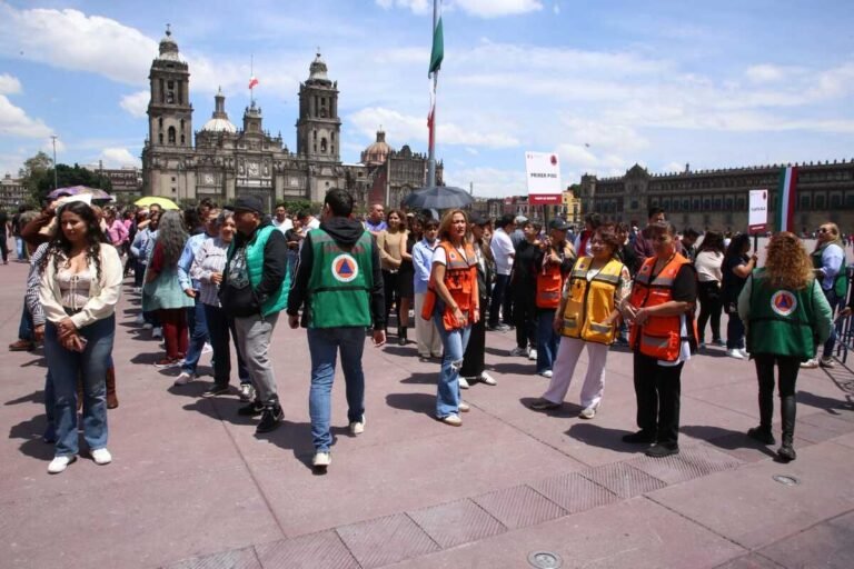 San Lázaro logra evacuación ordenada de más de 3 mil personas en simulacro