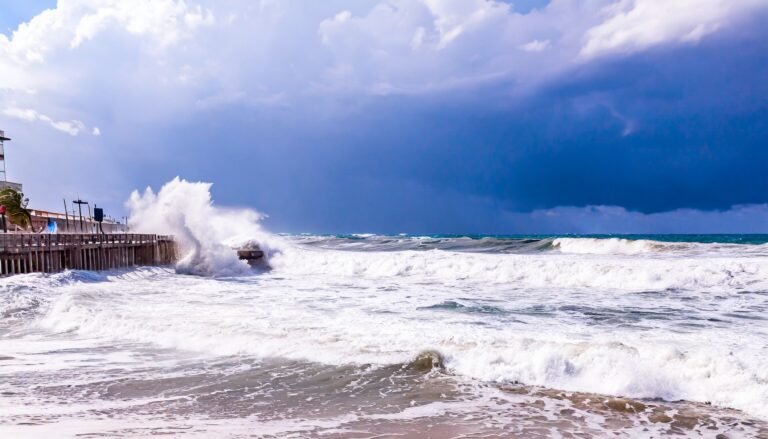 Tormenta tropical Gabrielle emerge en el Atlántico, un monitoreo constante es crucial