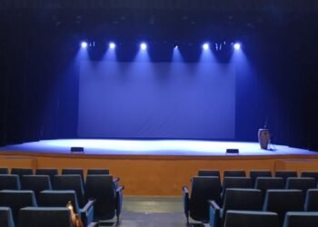 Teatro de Cancún, uno de los recintos culturales más modernos del sureste del país