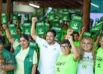 BACALAR: Entregan kits a la militancia del Partido Verde